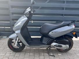Peugeot Kisbee 50cc, мотороллеры / мопеды