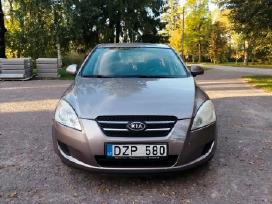 Parduodama Kia Ceed 2008m.