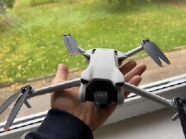 Dronas Dji 3