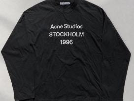 Skelbimo 'Acne Studios Juodi Ilgarankoviai Marškinėliai' paveikslėlis