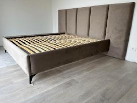 Parduodama lova 180x200 su čiužiniu