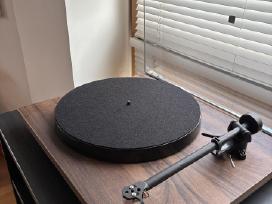 Rega Planar 1 Plus + Rega Fono Mm Mk5 + komoda