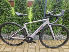 Cube karboninis XS 2025m. + Cube 2026m. M