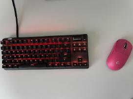 Pro X 2 Superlight ir Apex Pro Tkl