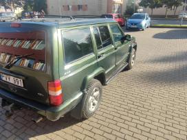 Parduodamas Jeep cherokee