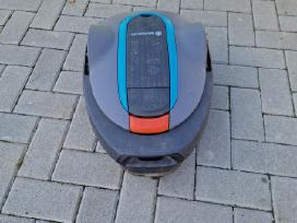 Žolės, vejos robotai