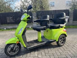 Dvivietis elektrinis triratis