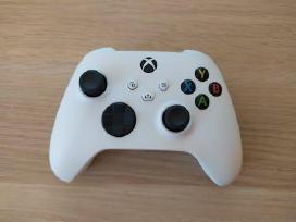 Parduodu Xbox pulteli