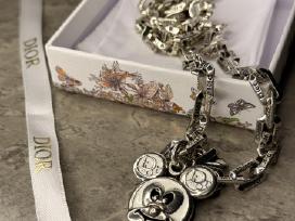 Dior grandinele