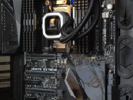 Rog Zenith X399 128gb RAM Threadripper 2990wx