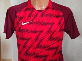 Skelbimo 'Nauji nike marškinėliai' paveikslėlis