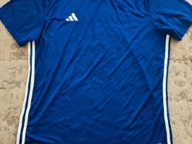 Skelbimo 'Adidas nauji marškinėliai' paveikslėlis