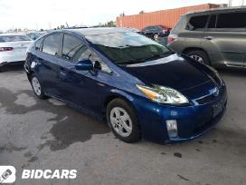 Toyota Prius nuoma galima naudoti Bolt paslaugom