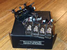 Flywoo Firefly 25 o4 wide su 4 baterijom