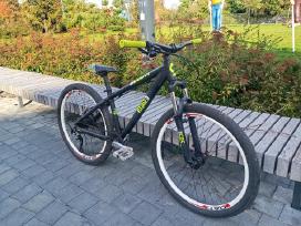 Scott voltage dirt jump