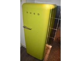 Smeg Fab28rve – retro stiliaus šaldytuvas