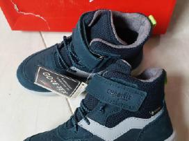 Skelbimo 'Nauji šiltinti Superfit aulinukai su Goretex' paveikslėlis