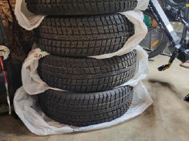 Parduodu padangas 225/60 r17