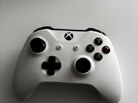 Skelbimo 'Xbox console pradavimui' paveikslėlis