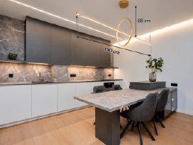 Modernaus stiliaus LED šviestuvas