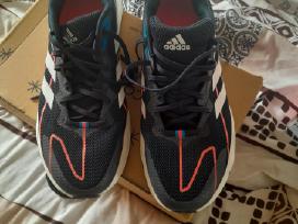 Adidas kedai