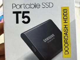 Išorinis diskas Wd 2tb HDD ir Samsung SSD 2tb T5