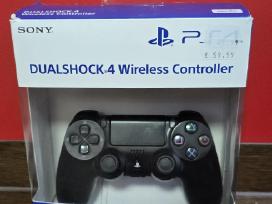 Originalus Playstation 4 pultelis su dėžute