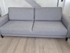 Sofa- lova