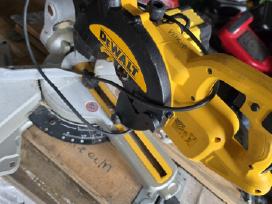 Dewalt skersinio pjovimo staklės