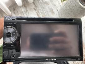 Parduodu magnetolą pioneer Avh-1400 Dvd