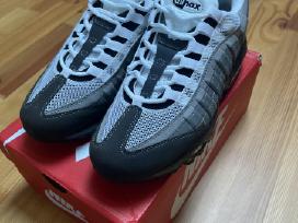 Nike Air Max 95 kedai, Us 9.5 / Eu 43