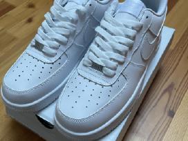 Skelbimo 'Nike Air Force 1 '07 Le kedai, Eu 45' paveikslėlis
