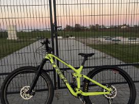 Trek fuel ex 9.8 full suspension carbon