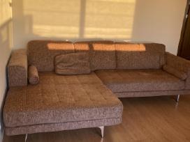 Puiki kampinė sofa