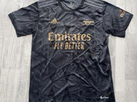 Nike, adidas maikės