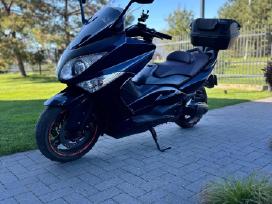 Yamaha T-max