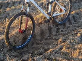 Canyon Full-suspension/domina mainai