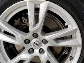 235/55 R18