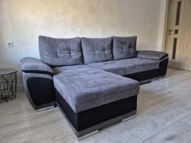 Kampinė sofa su miegama dalim