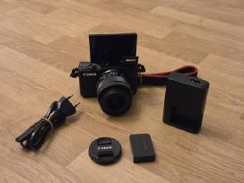 Canon EOS M10 / Csc / 15-45mm / WiFi
