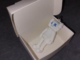 Skelbimo 'Kaws raktų pakabukas' paveikslėlis