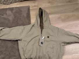 Skelbimo 'Carhartt žeminė šilta striukė' paveikslėlis
