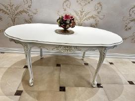 Matmenys/177x101(baltas stalas/270 e)