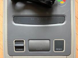 Nintendo Snes konsolė