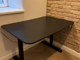 Ikea stalas