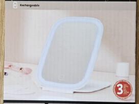 LED kelioninis veidrodis