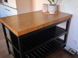 Ikea vadholma sala su pusbario kėdėmis