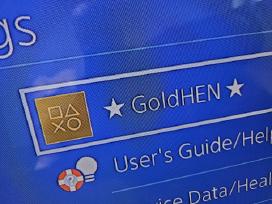 Atrištas ps4 su 2 pultais ir daug žaidimų
