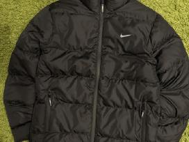 Skelbimo 'Nike striukė' paveikslėlis