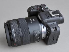 Parduodu idealus komplektas Canon R10 + objektyvas